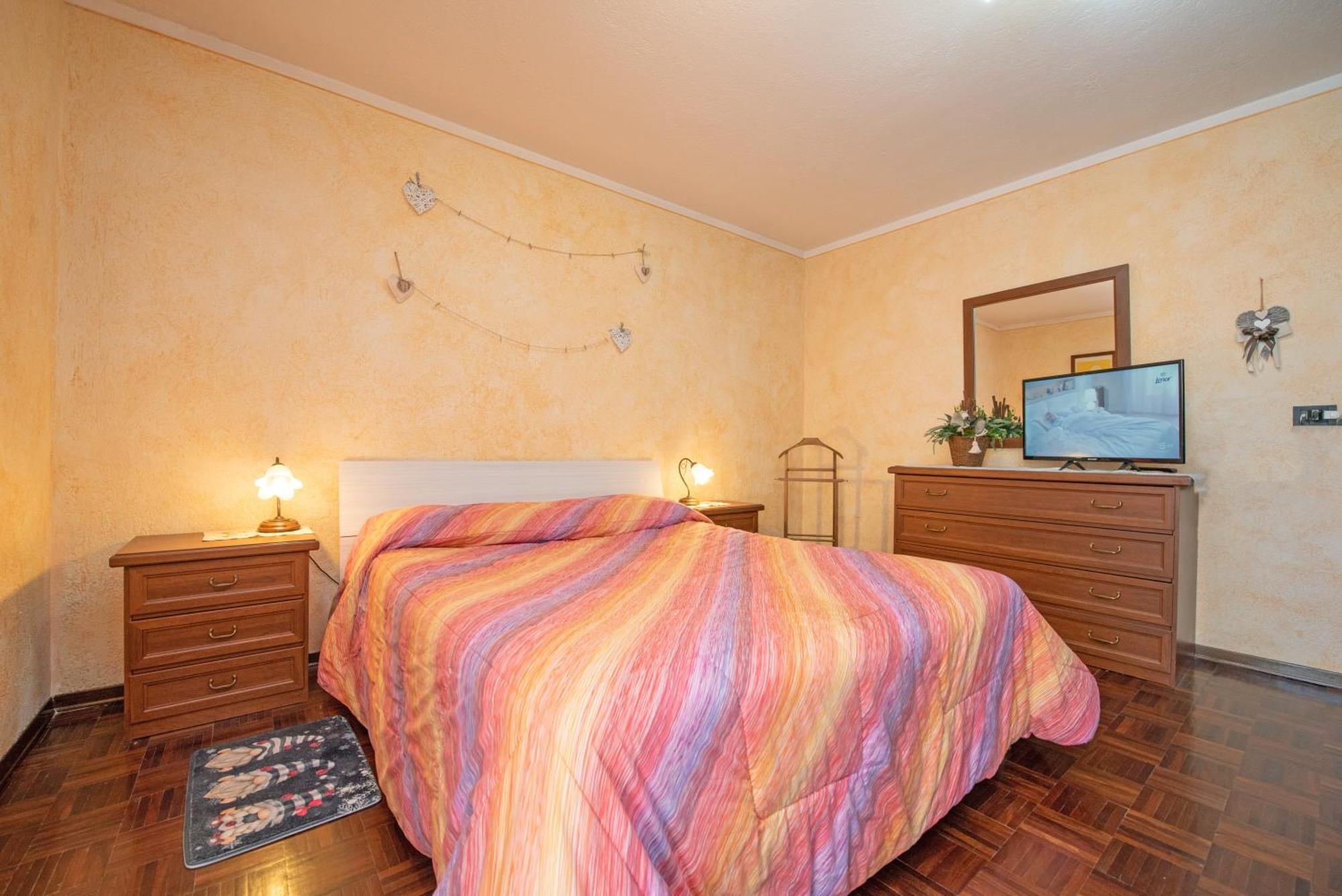 Casa Kristel Cir Comunale N 14 아오스타 외부 사진