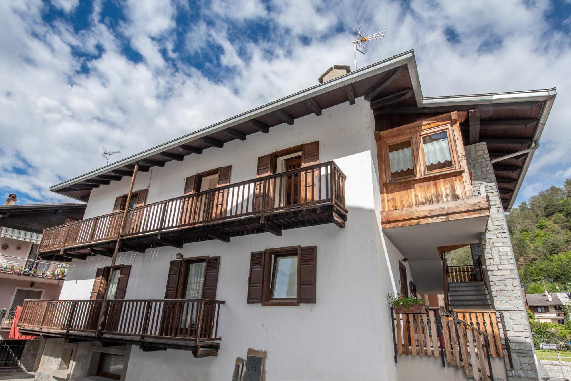 Casa Kristel Cir Comunale N 14 아오스타 외부 사진