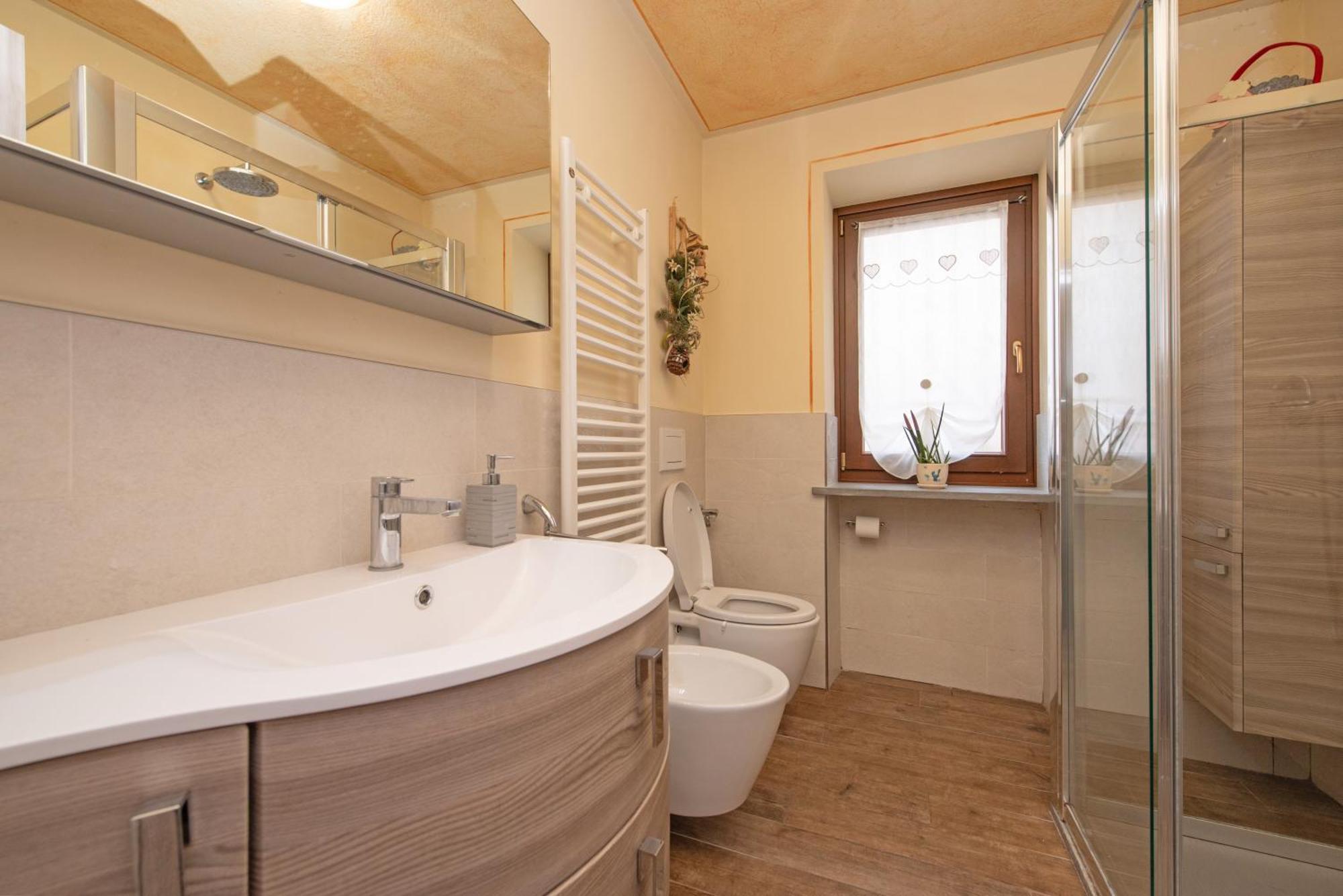 Casa Kristel Cir Comunale N 14 아오스타 외부 사진