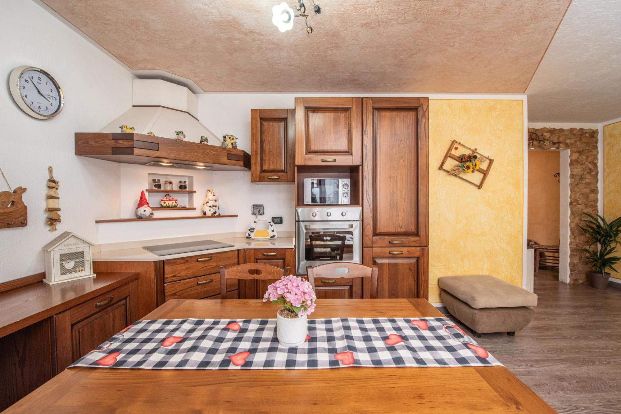 Casa Kristel Cir Comunale N 14 아오스타 외부 사진